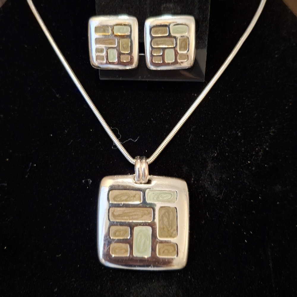 Silver  Kenneth Cole Mosaic Pendant and Earring Set